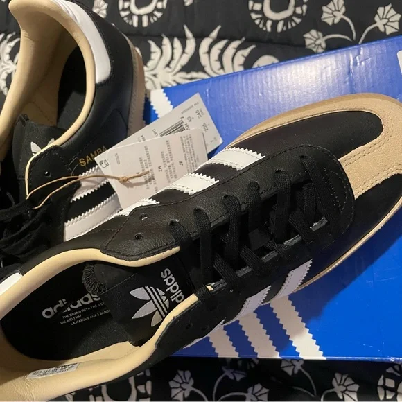 NEW adidas Samba OG Black and White Sneakers Big Kids 7/Mens 7/Womens 8 - Picture 4 of 10